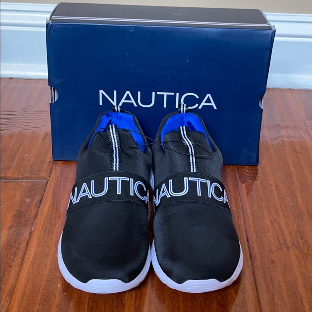 Nautica Canvey Line logo for boys